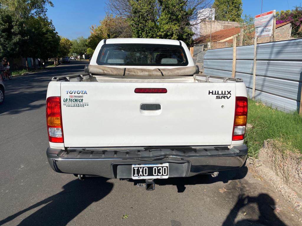 Toyota Hilux SRV 4X2 2010 foto 9