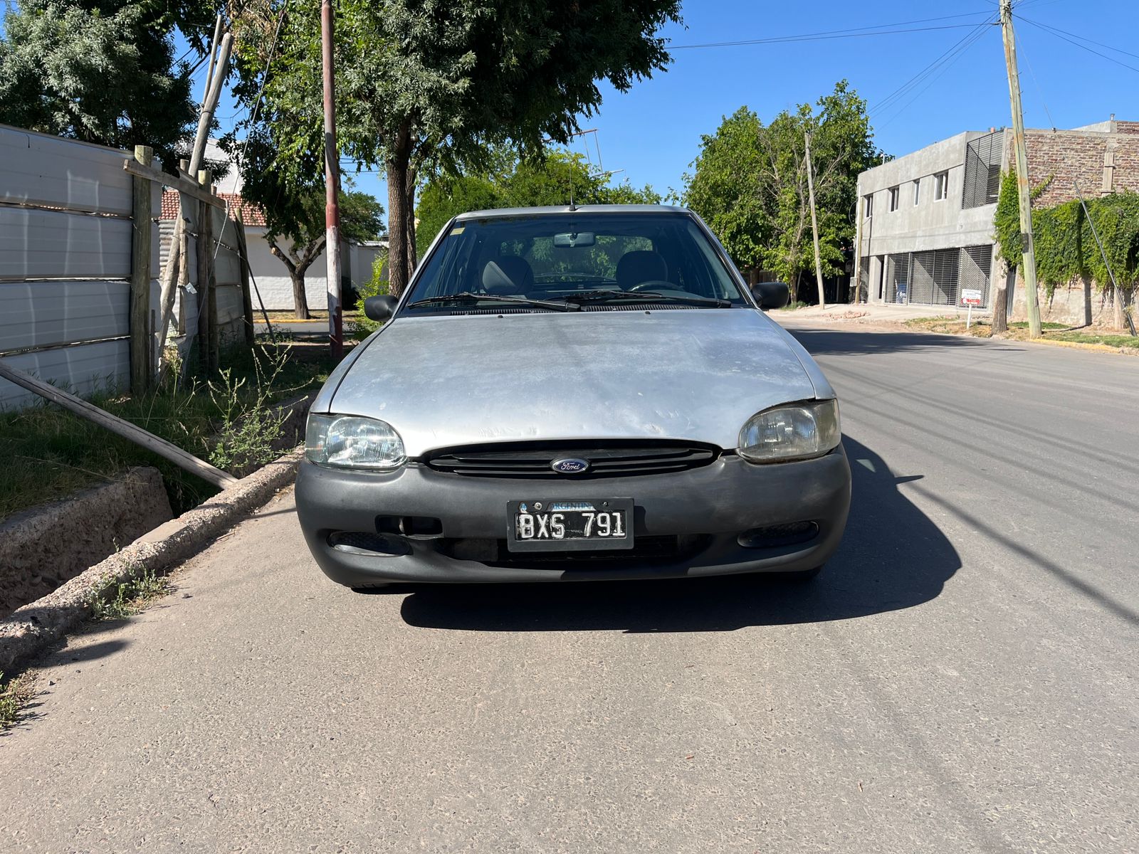 Ford Escort 1998 foto 8