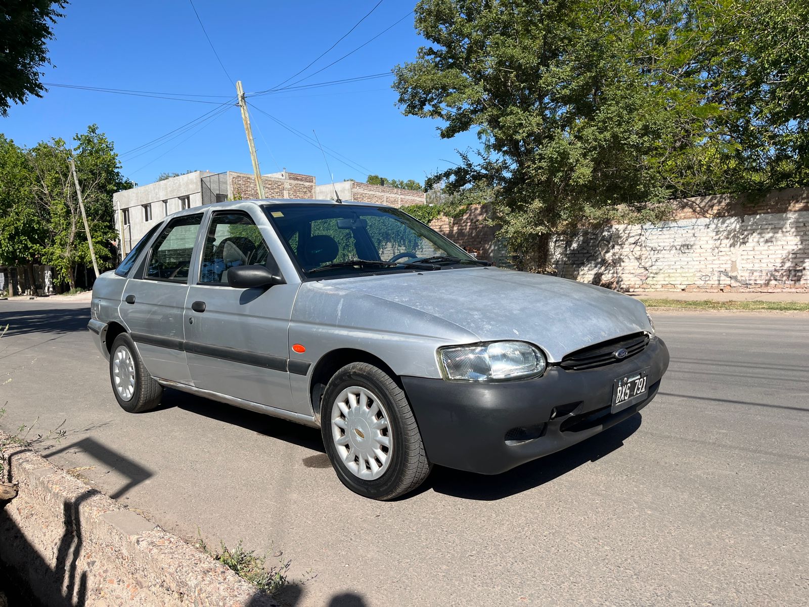 Ford Escort 1998 foto 6