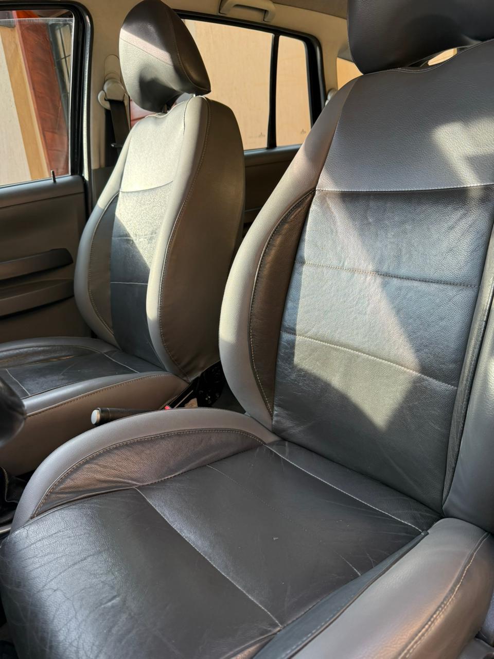 VOLKSWAGEN SURAN 2008 foto 4