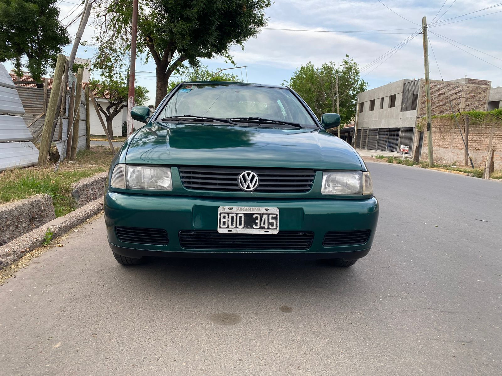 VOLKSWAGEN POLO CLASSIC 1997 foto 2