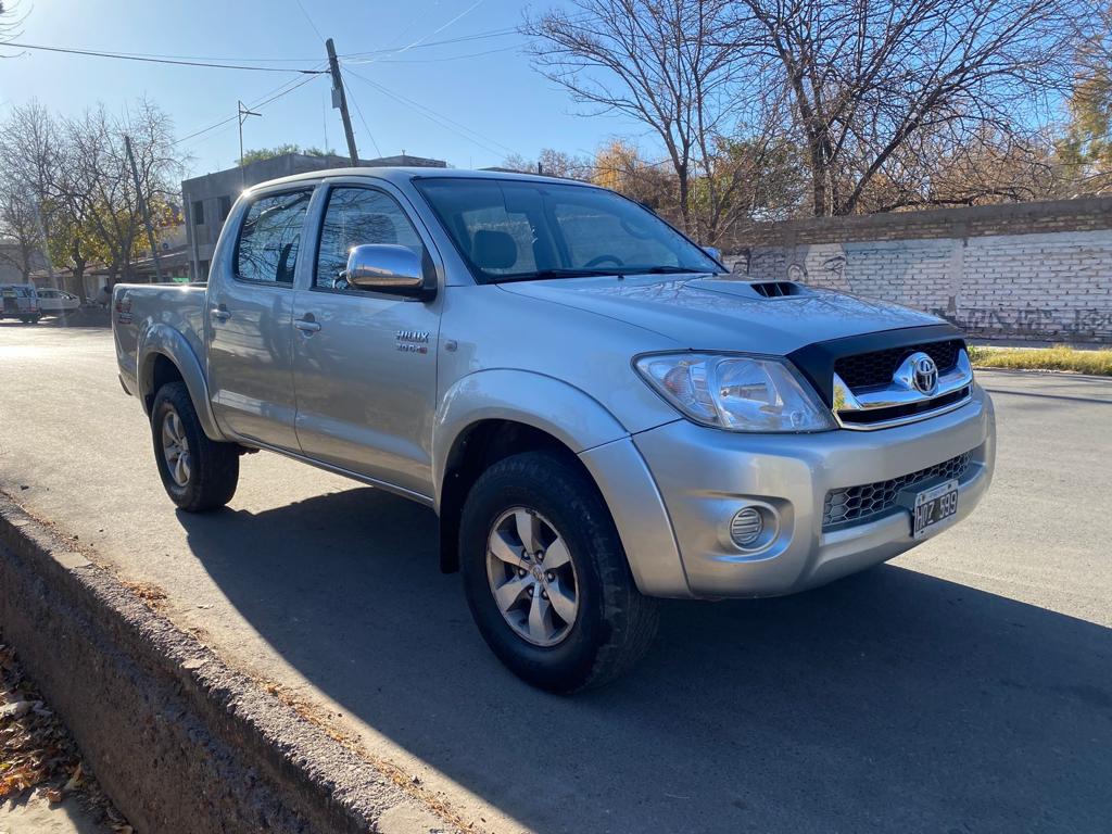 Toyota Hilux SRV TDI CUERO 2008 foto 4