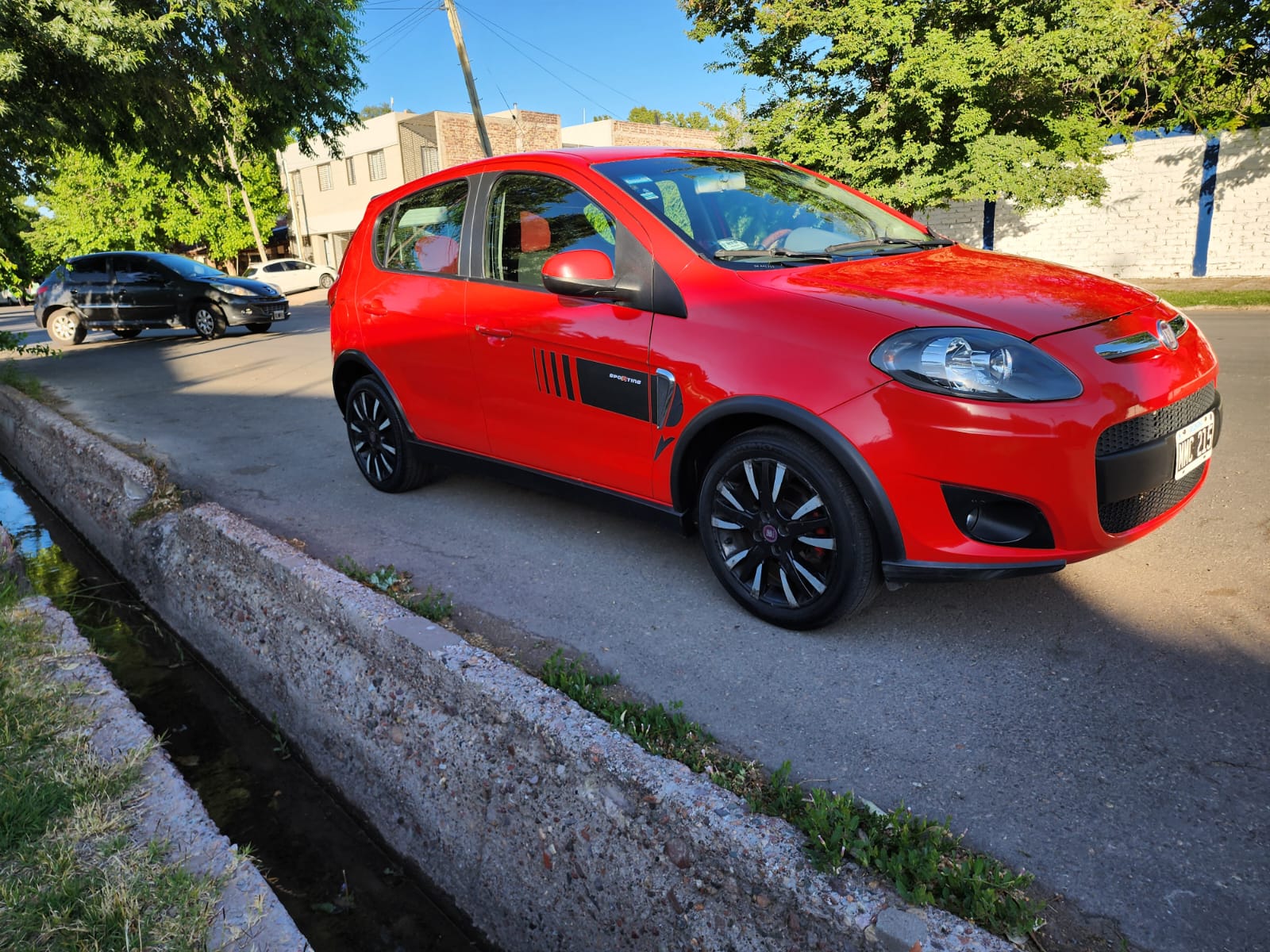 FIAT PALIO ATRACTIVE 2013 foto 4