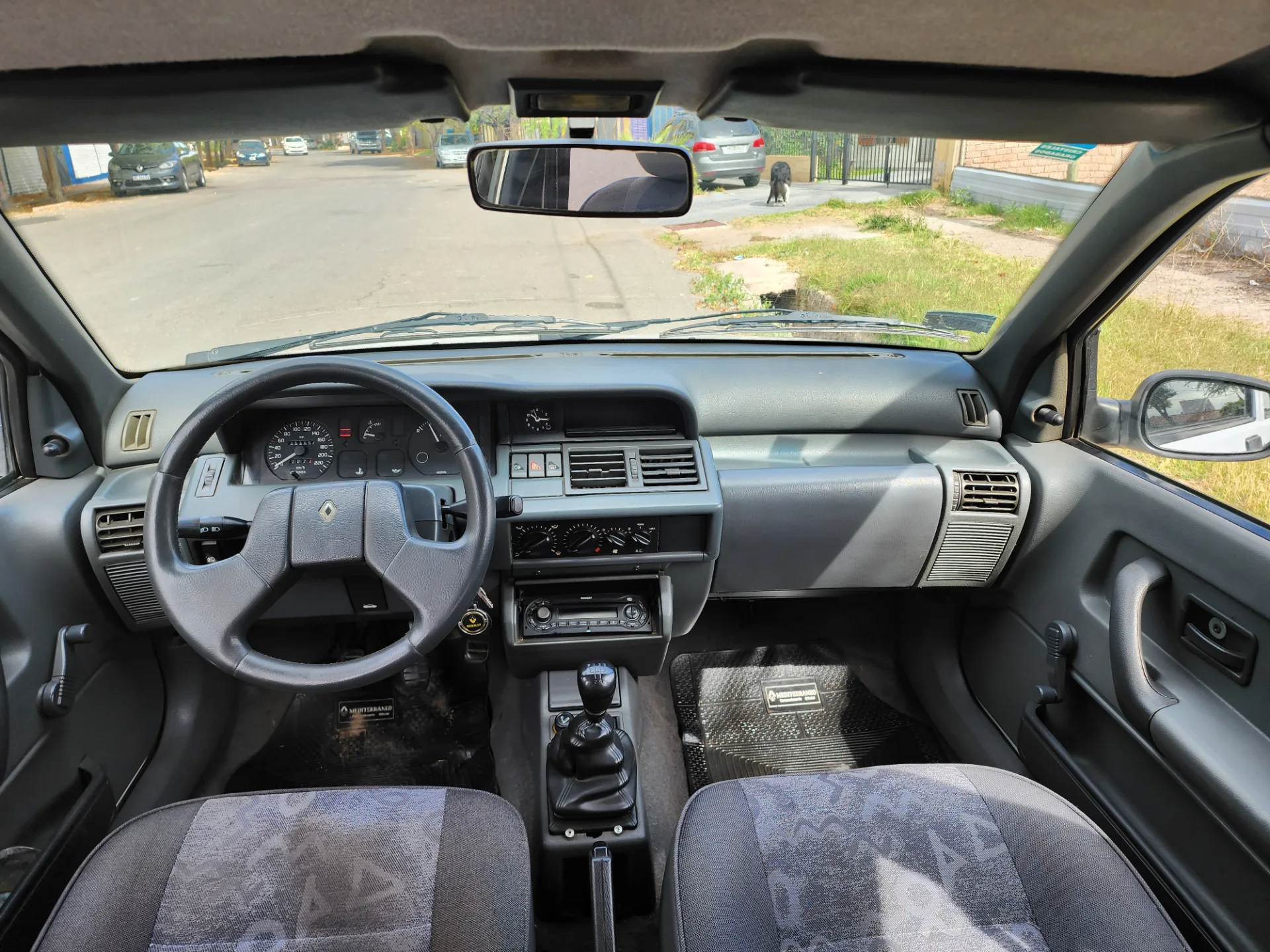 RENAULT CLIO RL 1998 foto 7