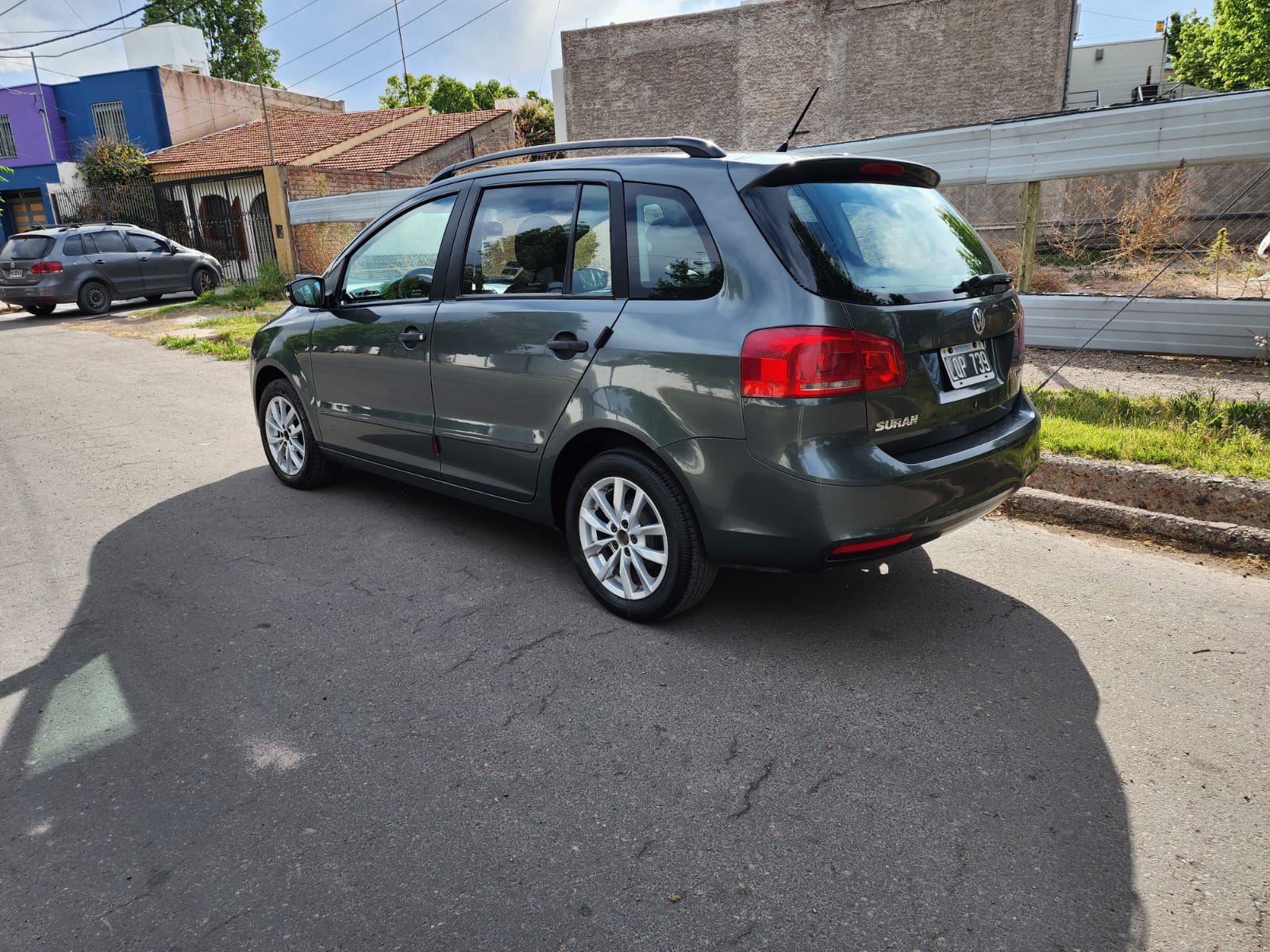 VOLKSWAGEN SURAN 2012 foto 2