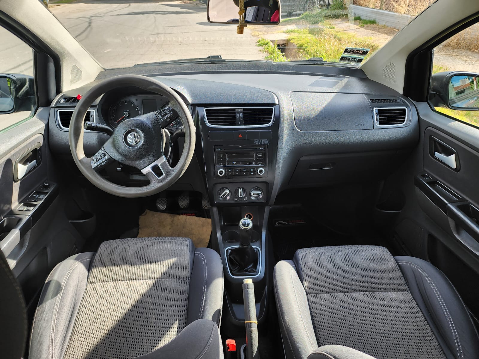 VOLKSWAGEN SURAN 2012 foto 3