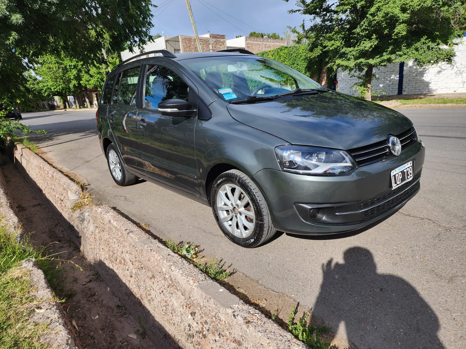 VOLKSWAGEN SURAN 2012 foto 5