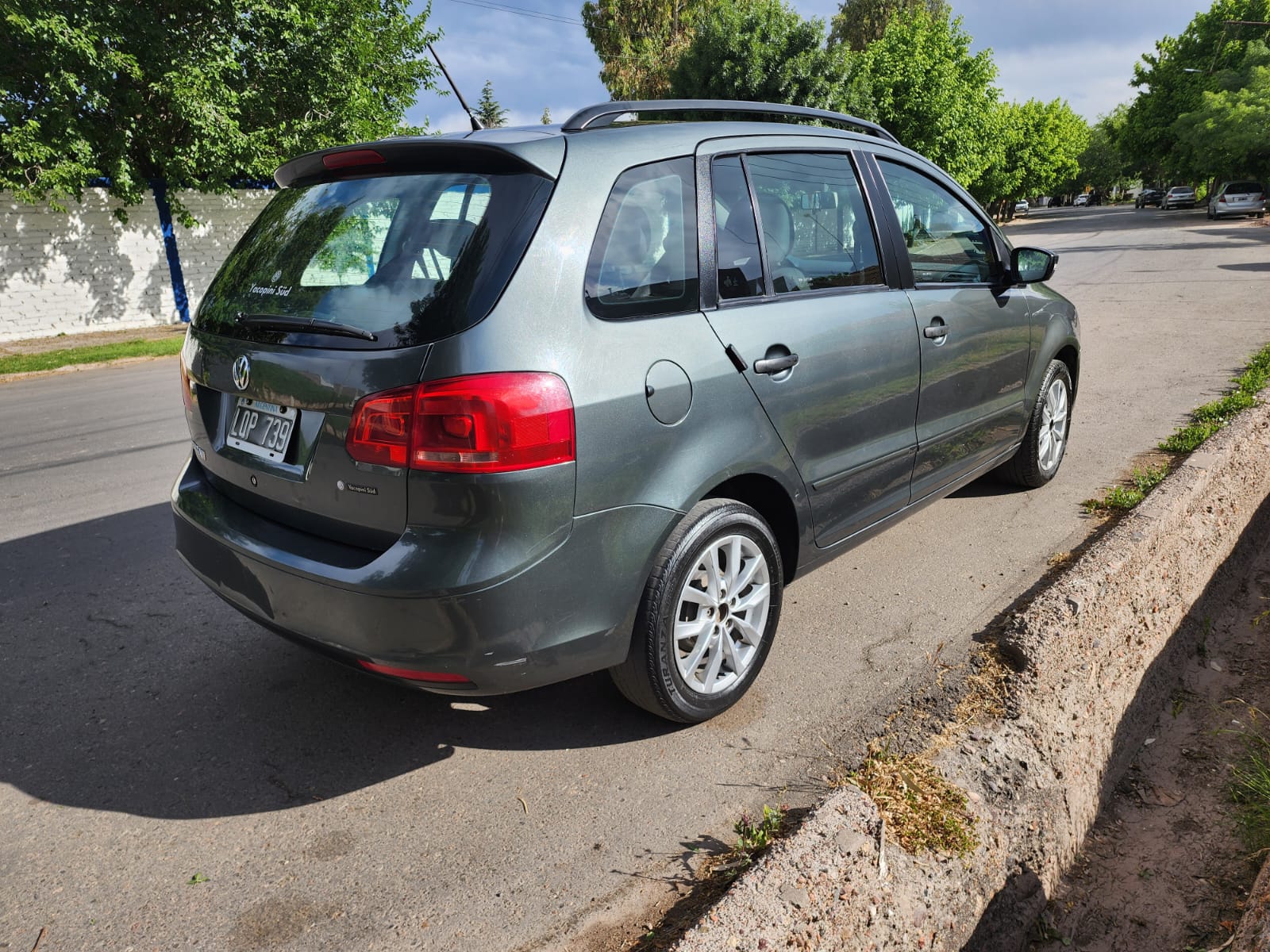 VOLKSWAGEN SURAN 2012 foto 7