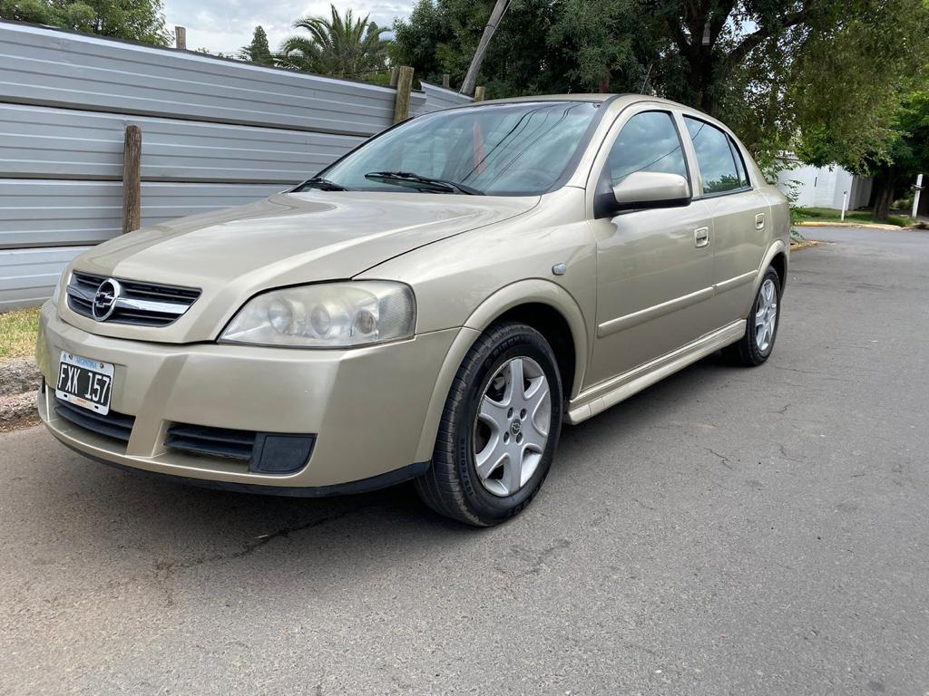 Chevrolet Astra GL 2008 foto 1